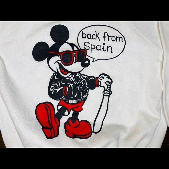 Vintage Mickey Mouse sweatshirt - Picture 2 of 5